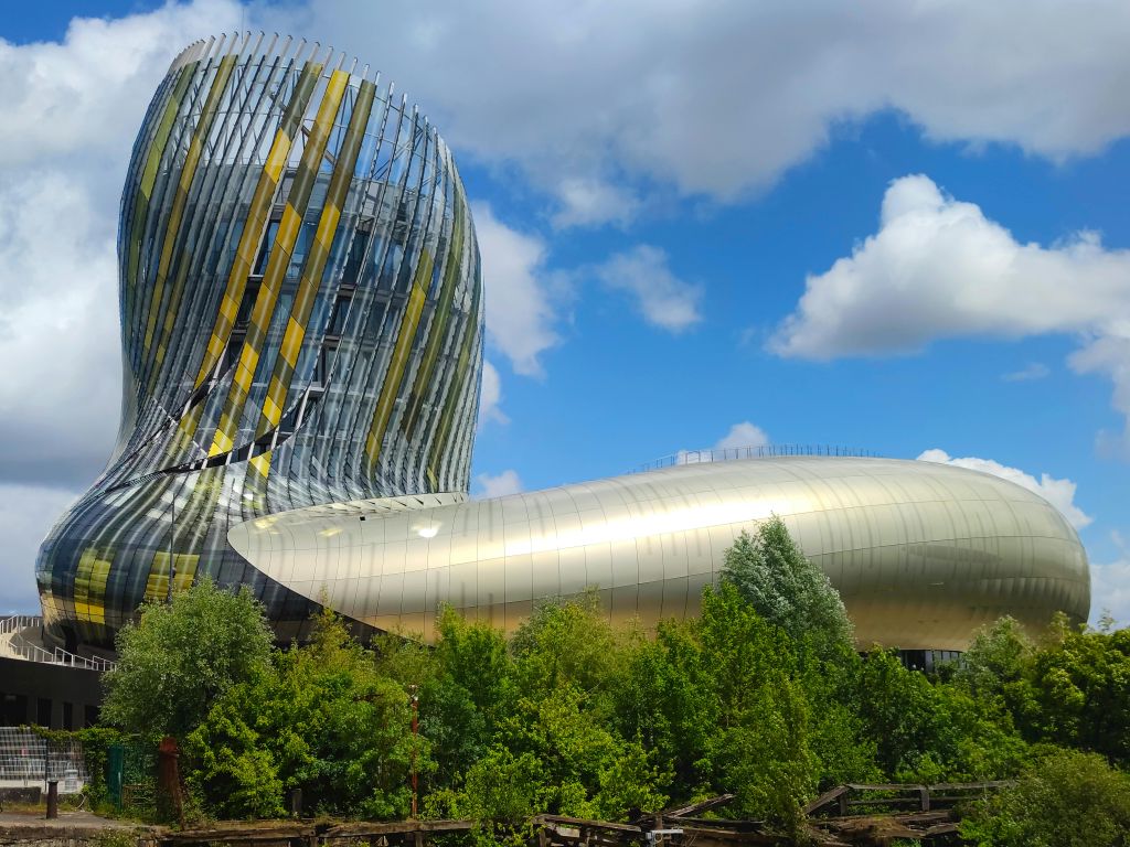 nouveau-slo-bassinsàflot-bordeaux-citéduvin