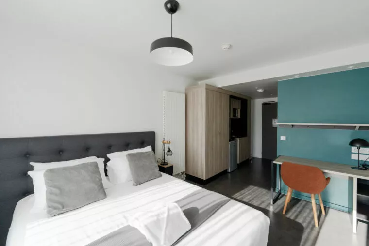 slo-bordeaux-appart-hotel-équipé-confort-lit-double