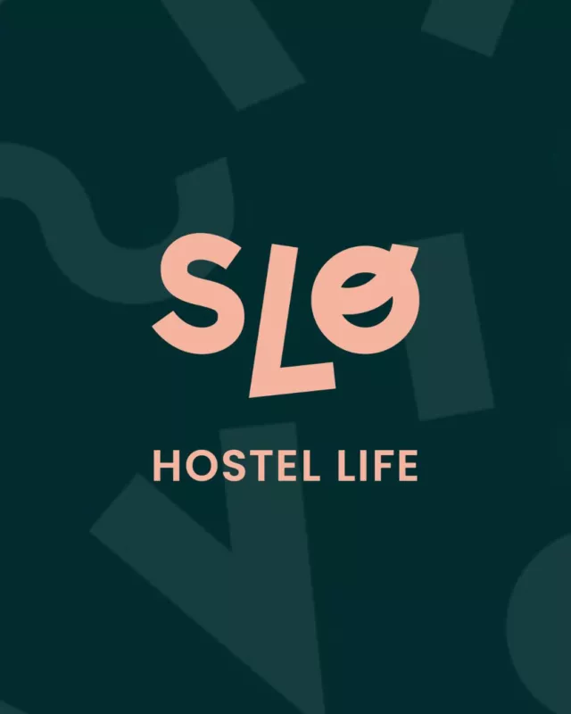 Créer, partager, vibrer : bienvenue chez SLO.  🌍 Derrière notre signature « HOSTEL LIFE », il y a une véritable philosophie.  Nous croyons qu’un hébergement ne doit pas être seulement un endroit pour dormir.
C’est un espace vivant, où confort et inspiration se rencontrent.  🌿 Que vous soyez ici pour quelques jours ou pour travailler dans nos espaces de coworking, vous faites partie de la communauté.  🤝 Chaque journée est une nouvelle occasion de partager un repas, de rencontrer des esprits créatifs et de vivre des moments authentiques.  📲 Réservez votre séjour via le lien en bio.  .
.
.  #SLOHostel #TravelCommunity #RemoteWork